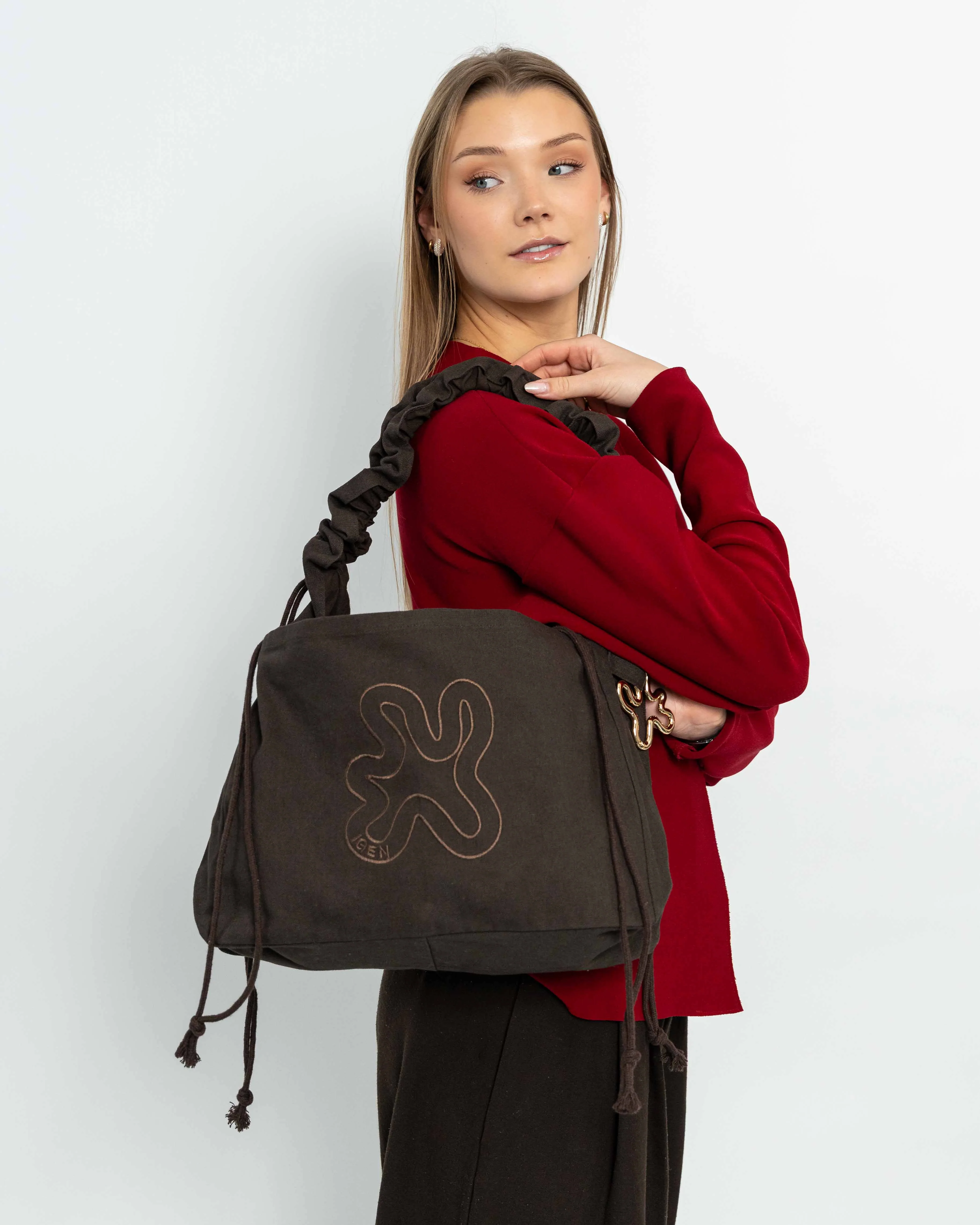 BROWN // RUFFLE MIDI SHOPPER - Image 10