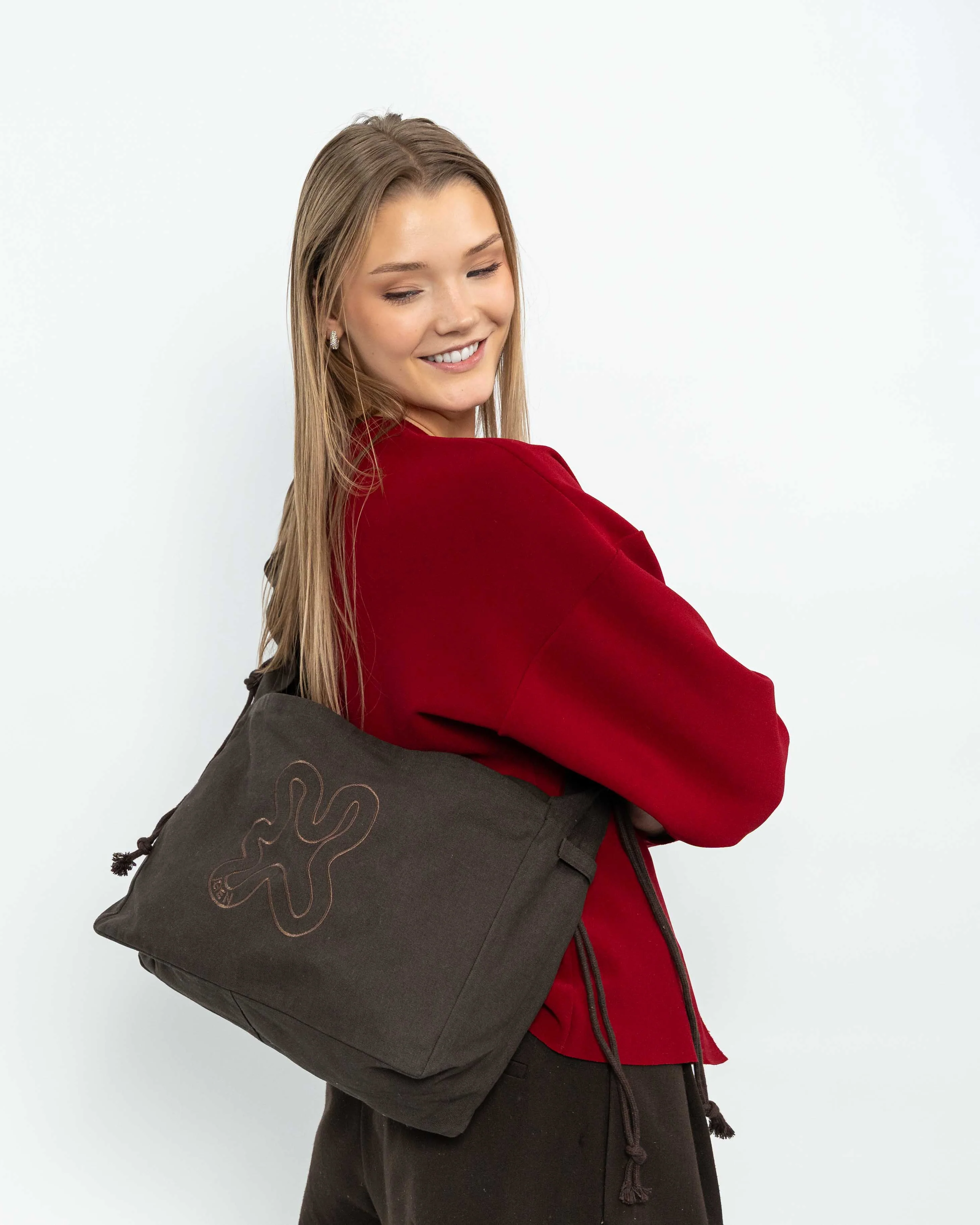 BROWN // RUFFLE MIDI SHOPPER - Image 9