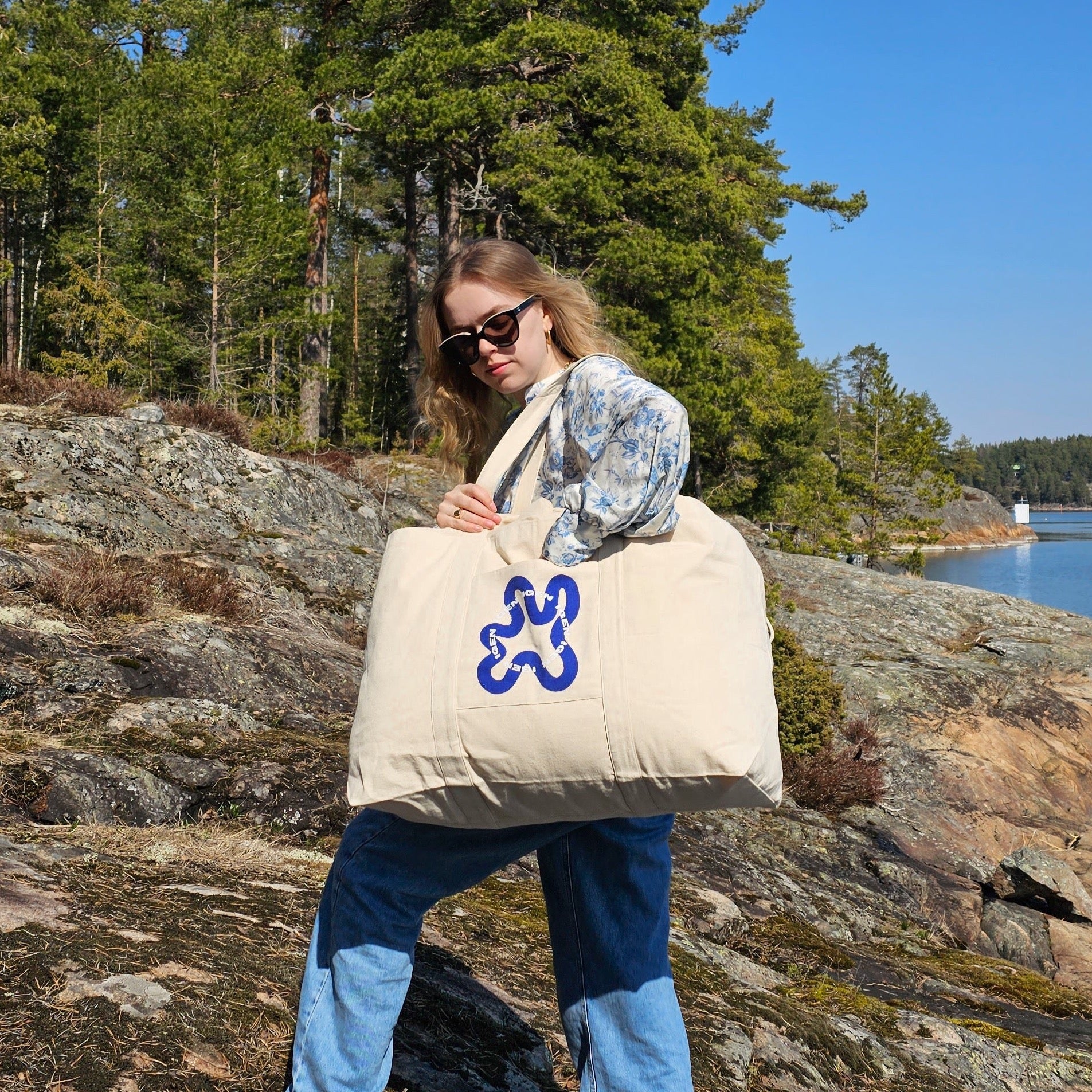 MEGA SHOPPER // Blue Swirl - Image 3