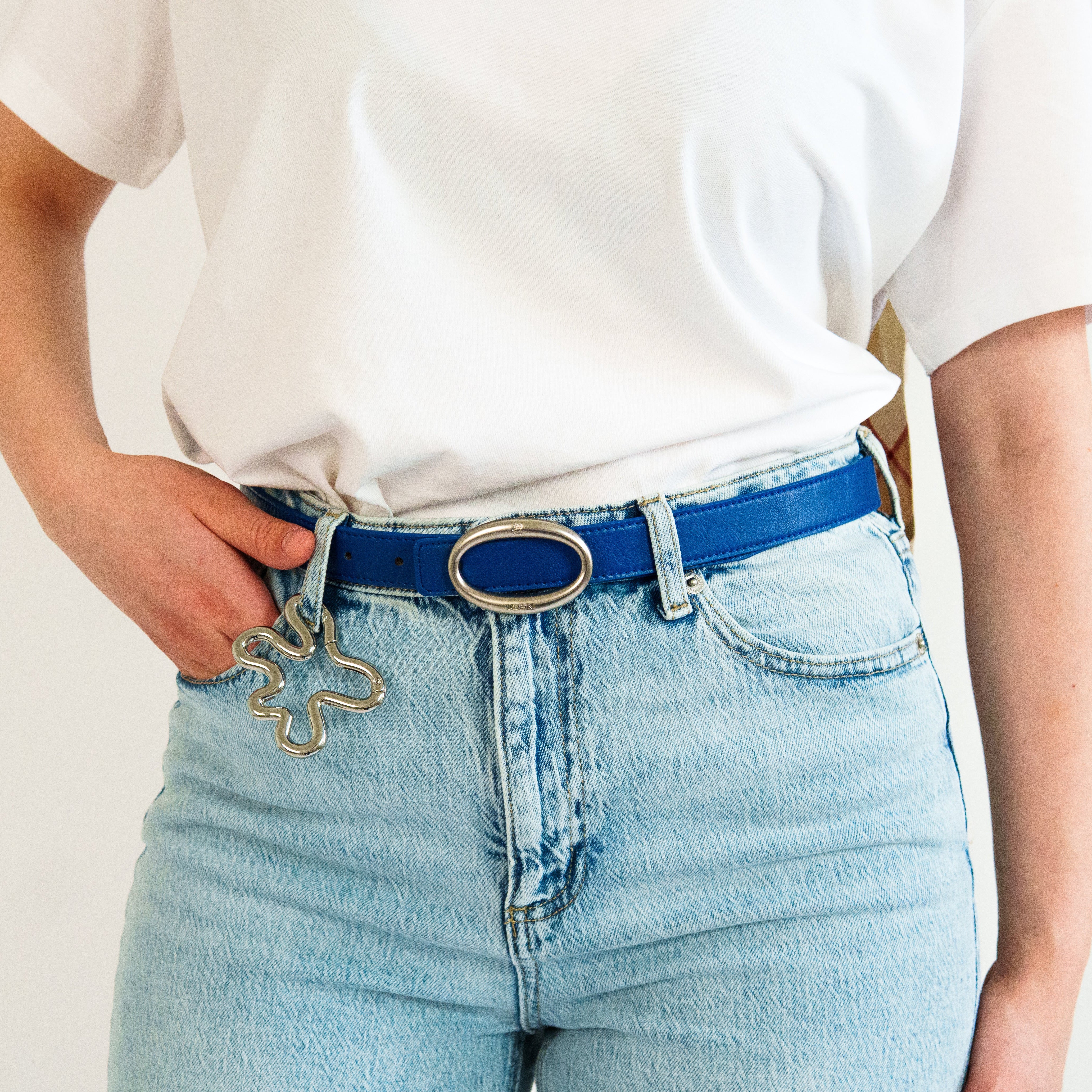 REVERSIBLE BELT STRAP // Red & blue - Image 4